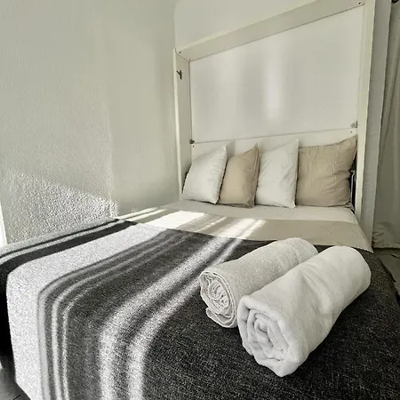 20 Mts Plage, Pl Méditerranée, Vue Parking Appartamento *