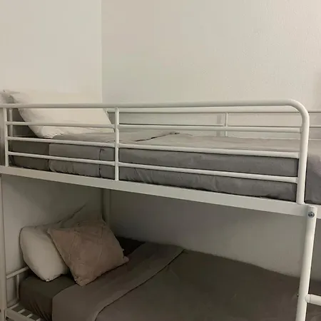 20 Mts Plage, Pl Méditerranée, Vue Parking * Canet-en-Roussillon