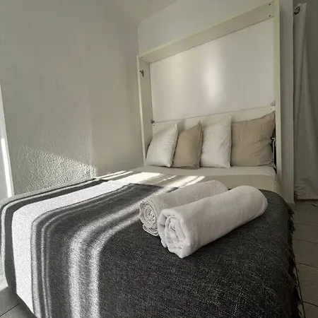 20 Mts Plage, Pl Mediterranee, Vue Parking Canet-en-Roussillon