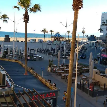 20 Mts Plage, Pl Mediterranee, Vue Parking