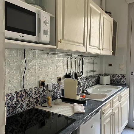20 Mts Plage, Pl Mediterranee, Vue Parking * Canet-en-Roussillon