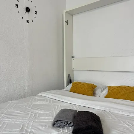 20 Mts Plage, Pl Mediterranee, Vue Parking Apartment