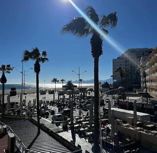 20 Mts Plage, Pl Mediterranee, Vue Parking *