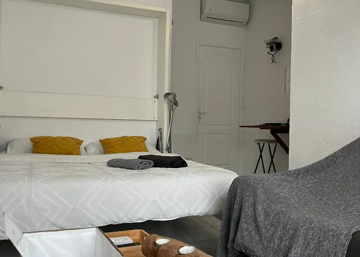 20 Mts Plage, Pl Mediterranee, Vue Parking * 卡内